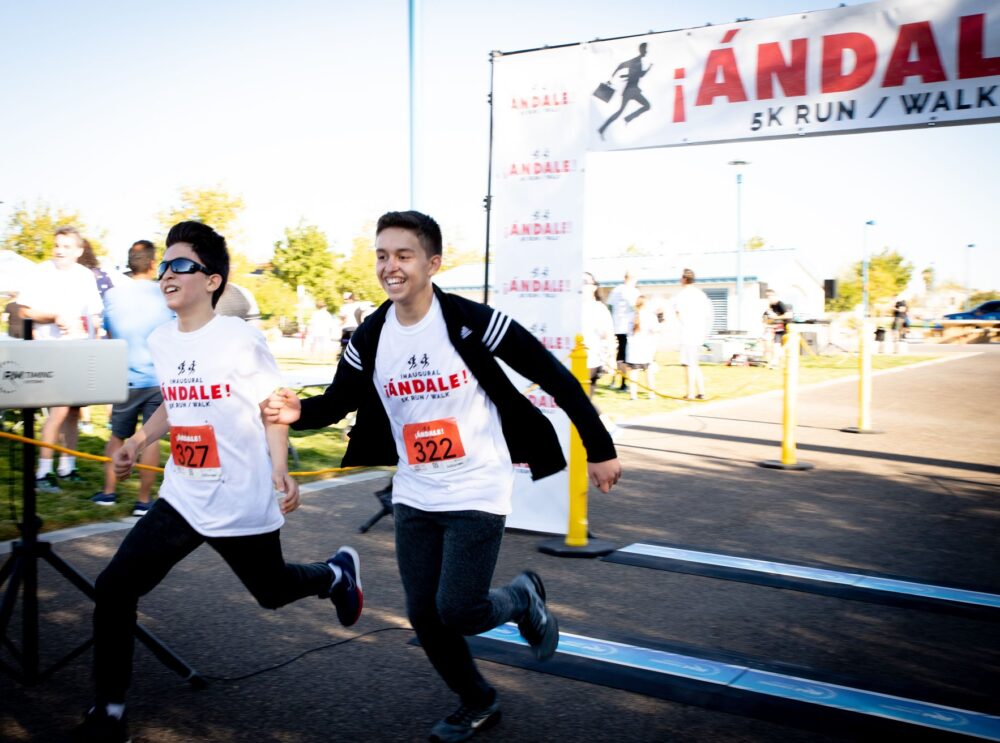 5th Annual ¡Andale! 5K Run/Walk Supports Scholarships For Latino Students