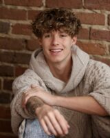 American Idol Contestant & Las Vegan Mackenzie Sol Headlines "Dessert Before Dinner" Gala